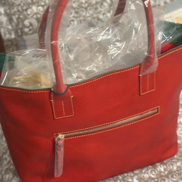 Dooney Florentine Medium Russell - Picture 2 of 4